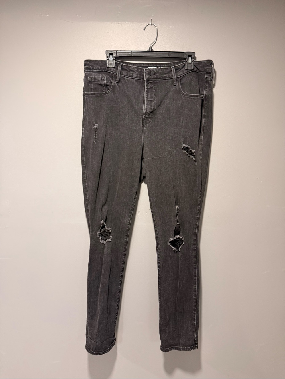 Old Navy Women's Distressed Charcoal Skinny Jeans